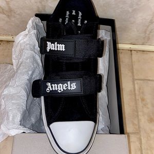 Palm angle shoes wore once condition 10